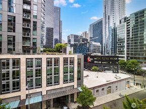 900 Lenora Street W402, Seattle WA 98121