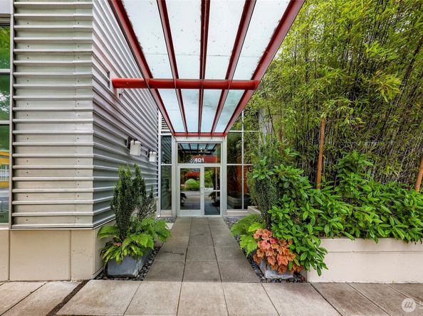 401 9th Avenue N 410, Seattle WA 98109