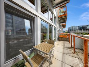 401 9th Avenue N 410, Seattle WA 98109
