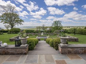 828 Sasco Hill Road, Fairfield CT 06824
