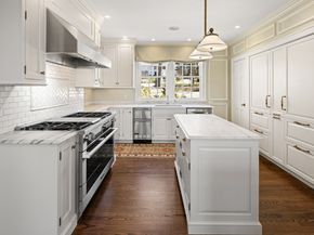 828 Sasco Hill Road, Fairfield CT 06824