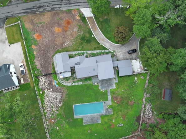 113 Woodbrook Drive, Stamford CT 06907