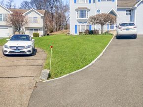 53 Asia Circle, Bridgeport CT 06610