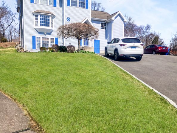 53 Asia Circle, Bridgeport CT 06610