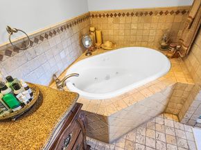 53 Asia Circle, Bridgeport CT 06610