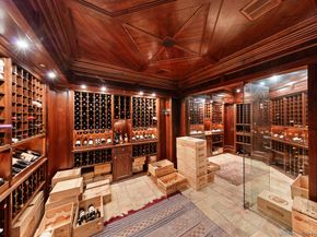 260 Hillspoint Road, Westport CT 06880