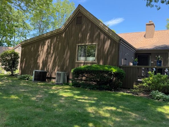 283 Agawam Drive A, Stratford CT 06614