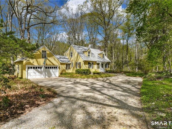 792 Smith Ridge Road, New Canaan CT 06840