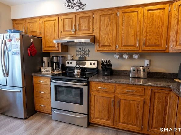 6 Juniper Circle 6, Monroe CT 06468
