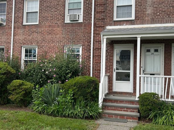 2475 Summer Street 1G, Stamford CT 06905