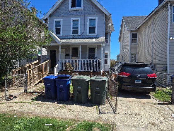 18-20 Clinton Avenue, Bridgeport CT 06605