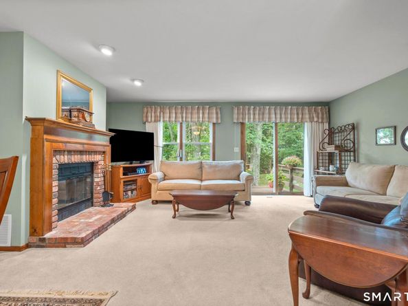 7 Shadowwood Circle 7, Monroe CT 06468