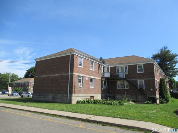 84 Canaan Court Bld. 84, Apt.28, Stratford CT 06614