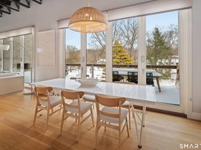 48 Green Meadow Lane, New Canaan CT 06840