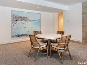 48 Green Meadow Lane, New Canaan CT 06840