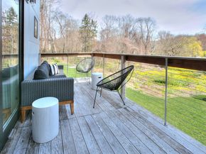 48 Green Meadow Lane, New Canaan CT 06840