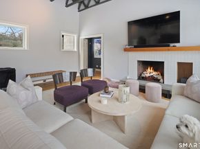 48 Green Meadow Lane, New Canaan CT 06840