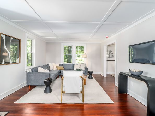 27 Obtuse Road S, Brookfield CT 06804