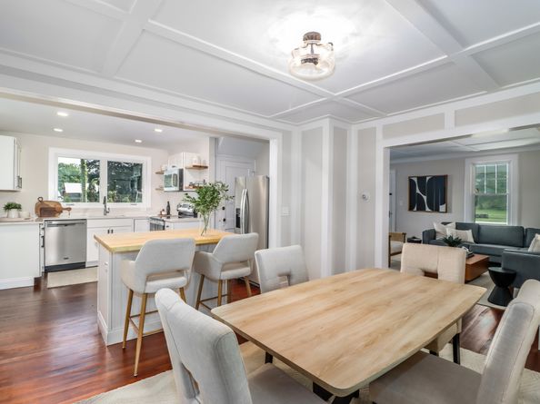 27 Obtuse Road S, Brookfield CT 06804