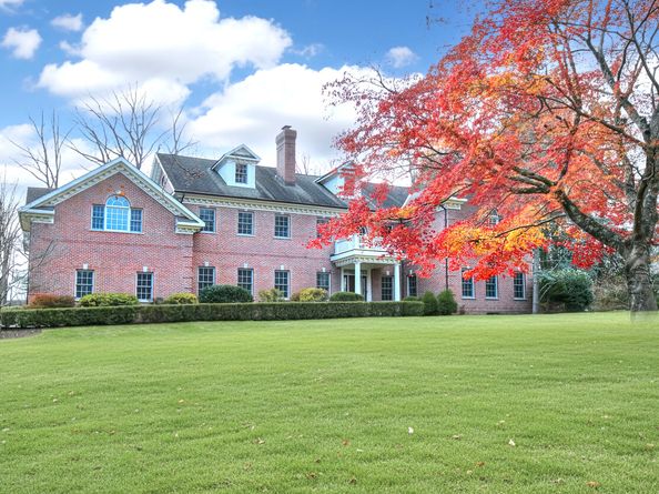 49 Pinner Lane, Stamford CT 06903