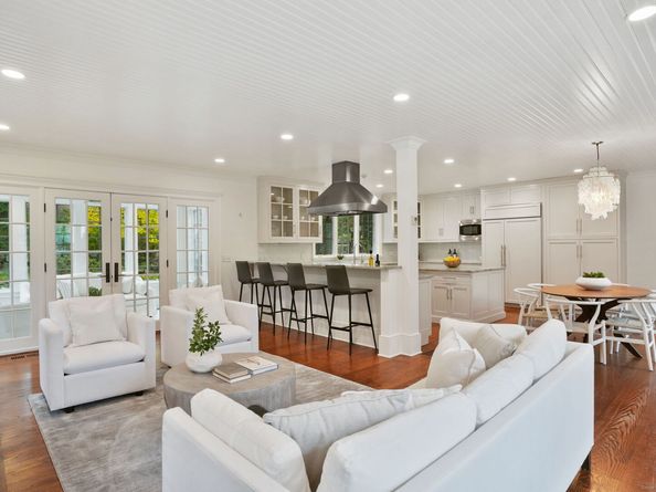 24 Compo Parkway, Westport CT 06880