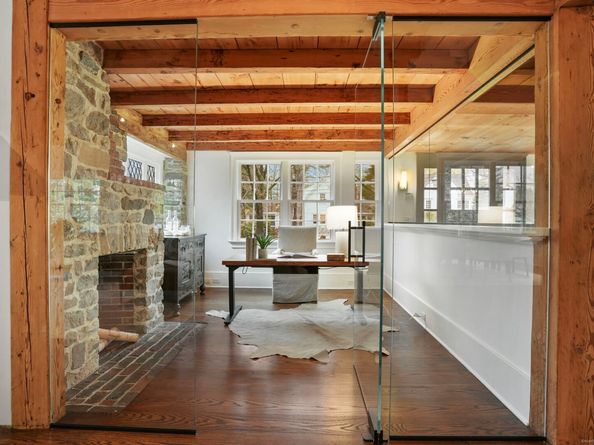 24 Compo Parkway, Westport CT 06880