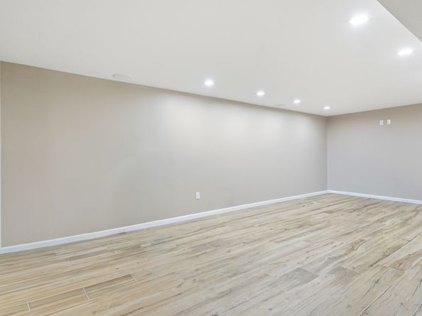 72 Broadmere Road, Stratford CT 06614