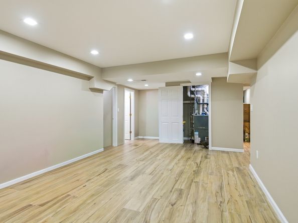 72 Broadmere Road, Stratford CT 06614