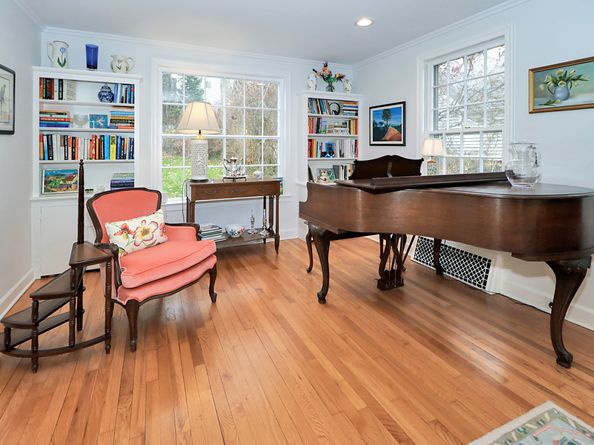 30 Falmouth Road, Fairfield CT 06825