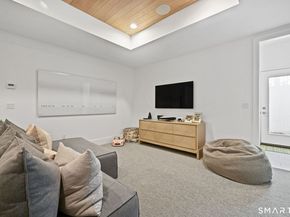 9 Pond Edge Road, Westport CT 06880