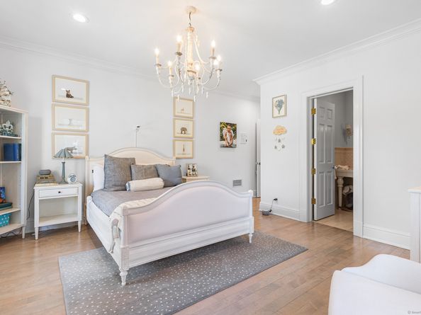 2959 Congress Street, Fairfield CT 06824