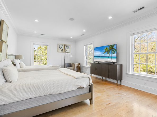 2959 Congress Street, Fairfield CT 06824