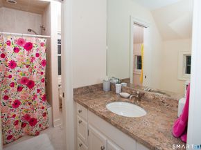 1 Spectacle Lane, Ridgefield CT 06877