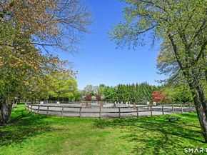 80-90 Comstock Hill Road, Norwalk CT 06850