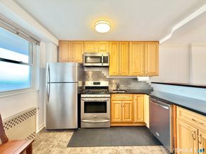 91 Strawberry Hill Avenue 334, Stamford CT 06902
