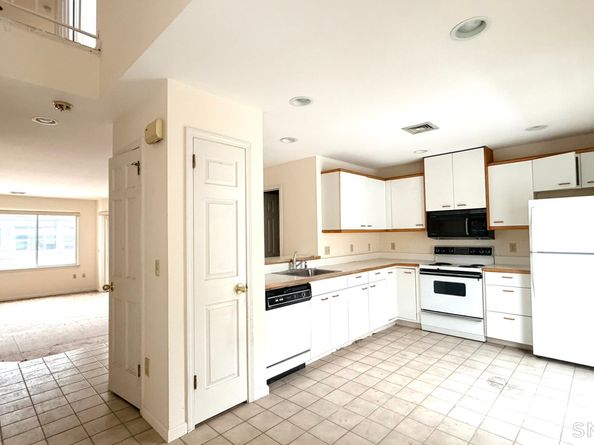 1900 Summer Street 7, Stamford CT 06905