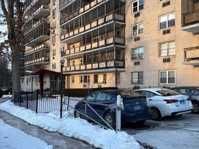 80 Cartright Street Ph A, Bridgeport CT 06604