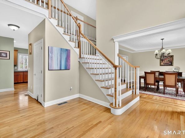 1 Bramble Trail, Newtown CT 06470