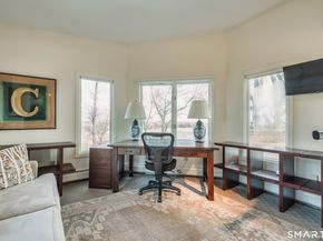 31 Splitrock Road, Norwalk CT 06854