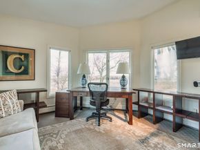 31 Splitrock Road, Norwalk CT 06854