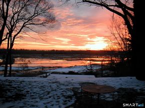 31 Splitrock Road, Norwalk CT 06854