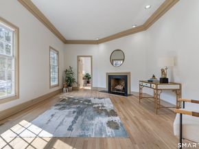 14 Windermere Lane, Stamford CT 06902