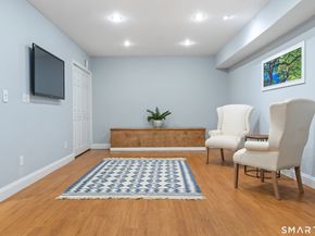 14 Windermere Lane, Stamford CT 06902