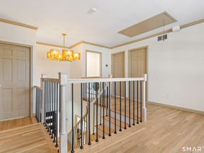 14 Windermere Lane, Stamford CT 06902