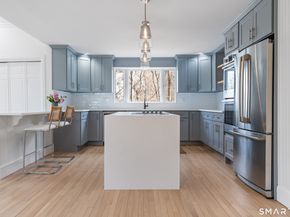 14 Windermere Lane, Stamford CT 06902