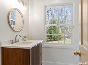 14 Windermere Lane, Stamford CT 06902