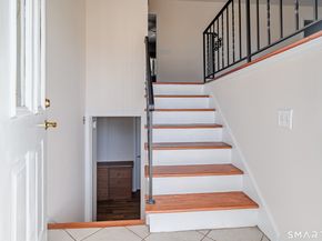 7 Bittersweet Drive, Danbury CT 06811