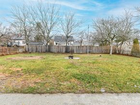 74 Hollywood Avenue, Bridgeport CT 06606