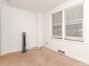 74 Hollywood Avenue, Bridgeport CT 06606