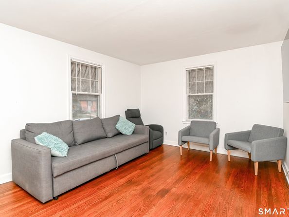 74 Hollywood Avenue, Bridgeport CT 06606